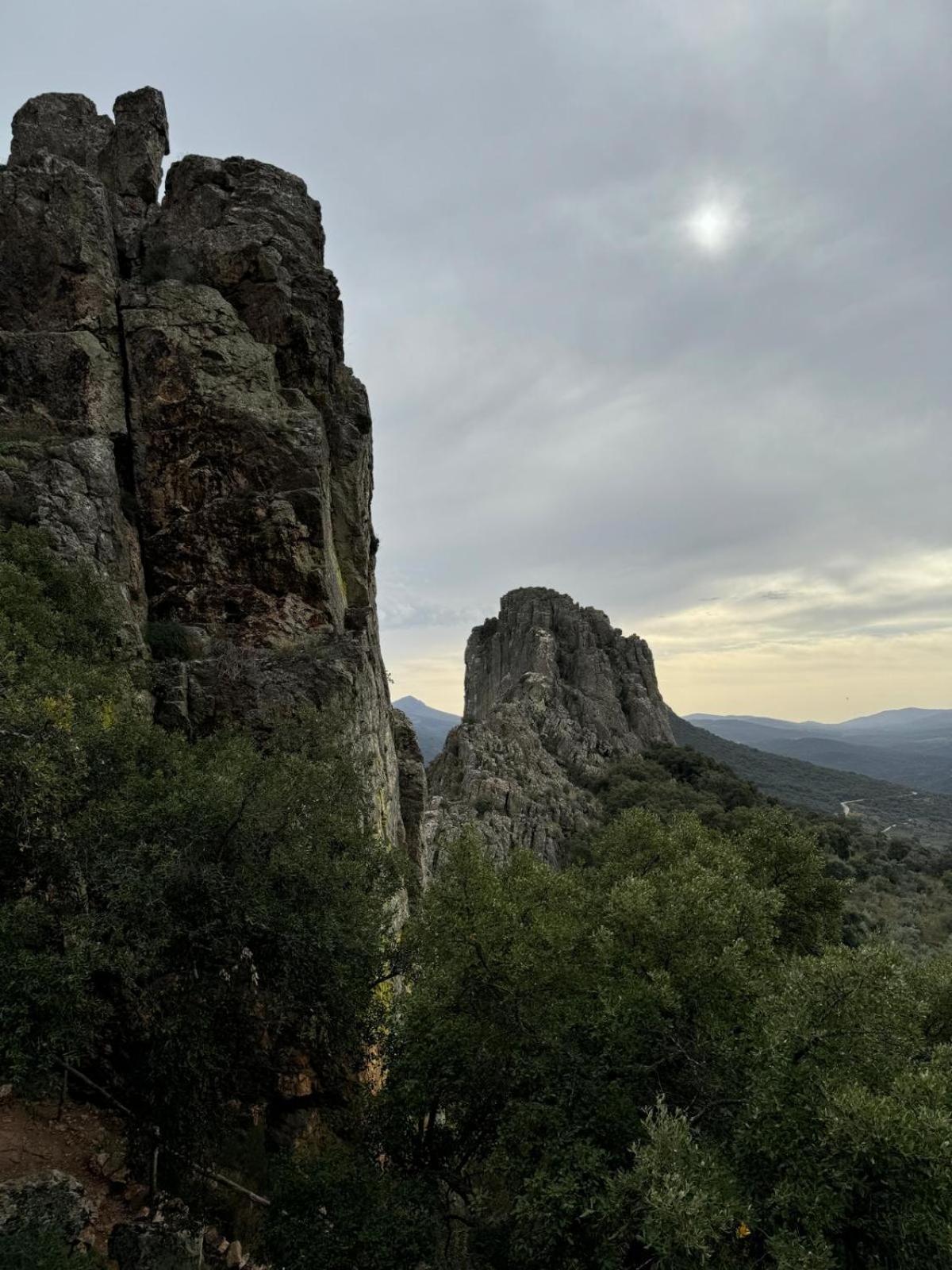 Affittacamere Alma De Villuercas Cabañas del Castillo Esterno foto